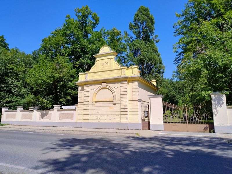 Evangelický hřbitov